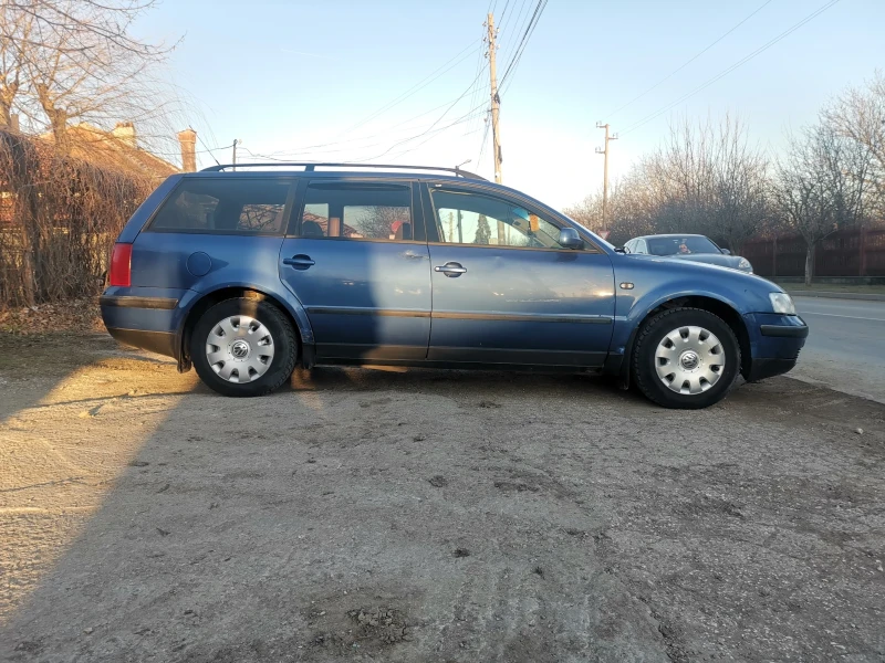 VW Passat 1.8, снимка 4 - Автомобили и джипове - 48730073