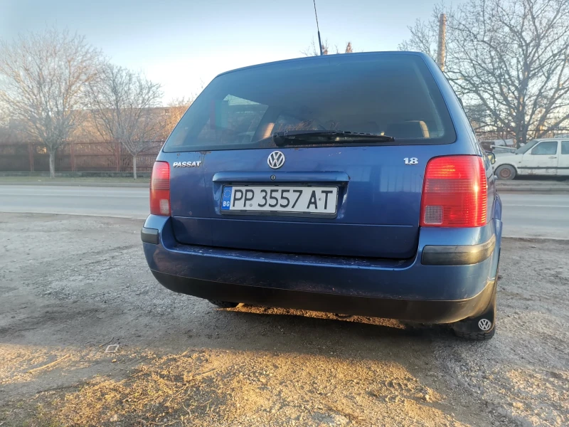 VW Passat 1.8, снимка 3 - Автомобили и джипове - 48730073