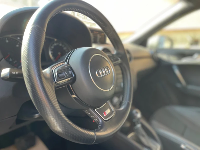 Audi A1 1.6 TDI S line, снимка 8 - Автомобили и джипове - 49222370