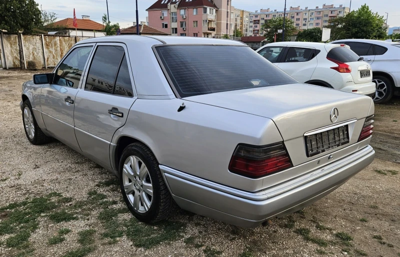 Mercedes-Benz 124 E 250..d, снимка 7 - Автомобили и джипове - 51916146
