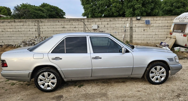 Mercedes-Benz 124 E 250..d, снимка 4 - Автомобили и джипове - 51916146