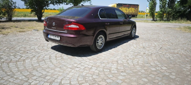 Skoda Superb 2.0 TDI, снимка 5 - Автомобили и джипове - 52735502