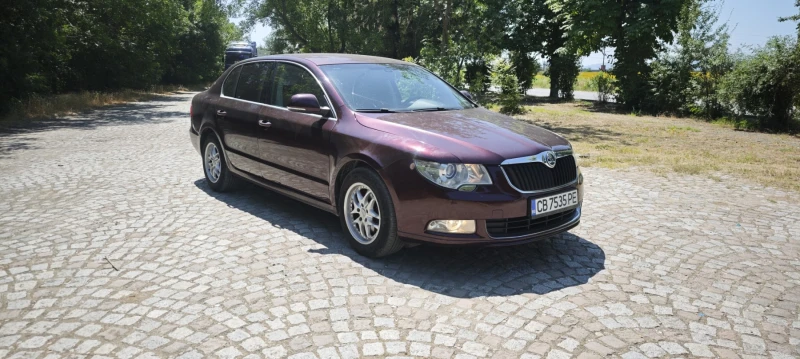 Skoda Superb 2.0 TDI, снимка 3 - Автомобили и джипове - 52735502