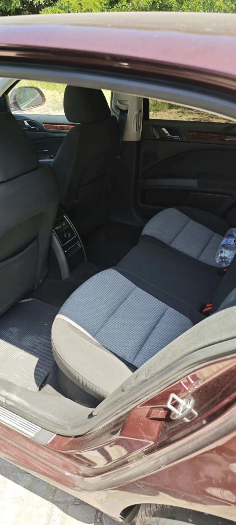 Skoda Superb 2.0 TDI, снимка 9 - Автомобили и джипове - 52735502