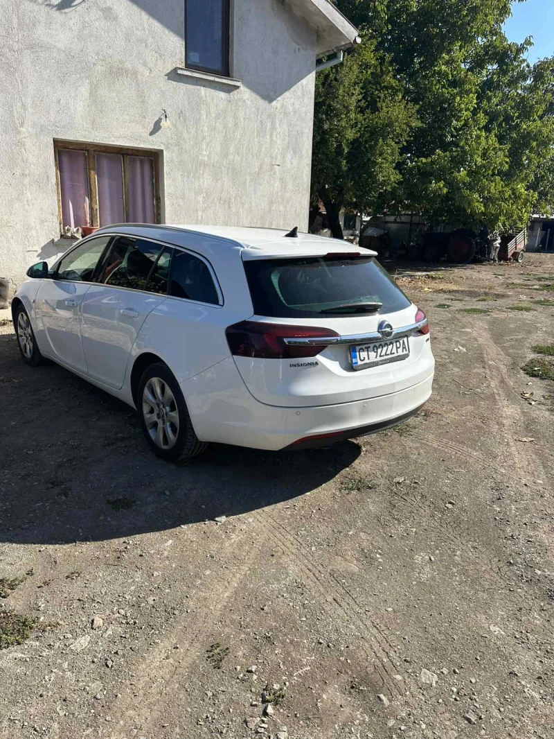 Opel Insignia, снимка 3 - Автомобили и джипове - 52043418