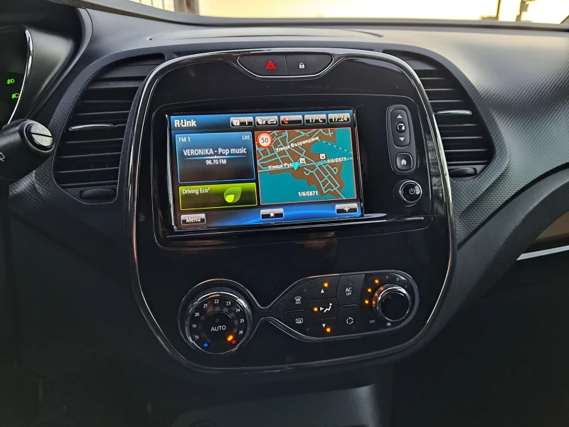 Renault Captur 1.5DCI AUTOMATIK - R LINK - KEY LESS START STOP, снимка 14 - Автомобили и джипове - 52266320