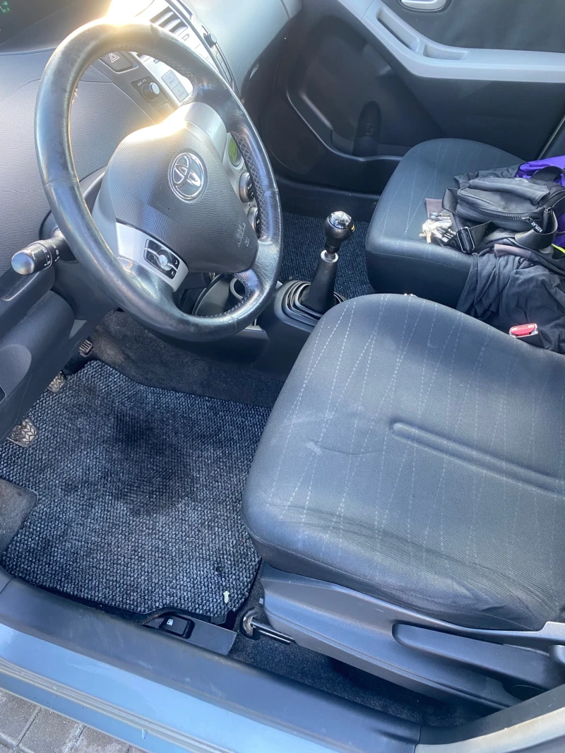 Toyota Yaris, снимка 5 - Автомобили и джипове - 52279036