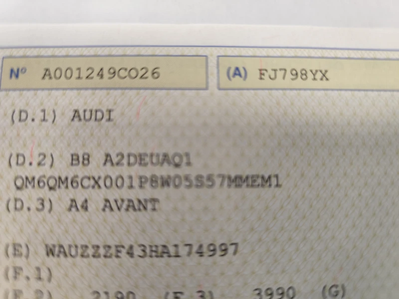 Audi A4 2.0TDi* 4X4* LED/XENON* EURO6B* NAVI* , снимка 17 - Автомобили и джипове - 53154737