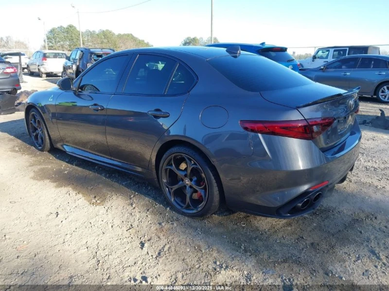 Alfa Romeo Giulia 2017 ALFA ROMEO GIULIA QUADRIFOGLIO RWD, снимка 6 - Автомобили и джипове - 53236235