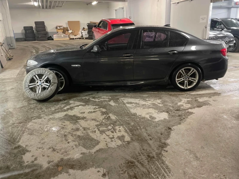 BMW 535 * xDrive * CARFAX * ДВА КОМПЛЕКТА ГУМИ* , снимка 2 - Автомобили и джипове - 53286054