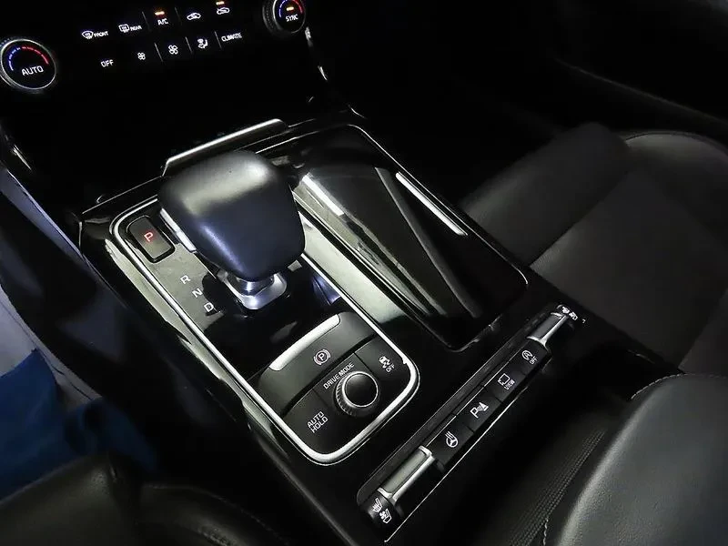 Kia Stinger 2.0 Turbo Awd Platinum, снимка 12 - Автомобили и джипове - 56726176