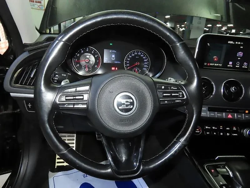 Kia Stinger 2.0 Turbo Awd Platinum, снимка 8 - Автомобили и джипове - 56726176