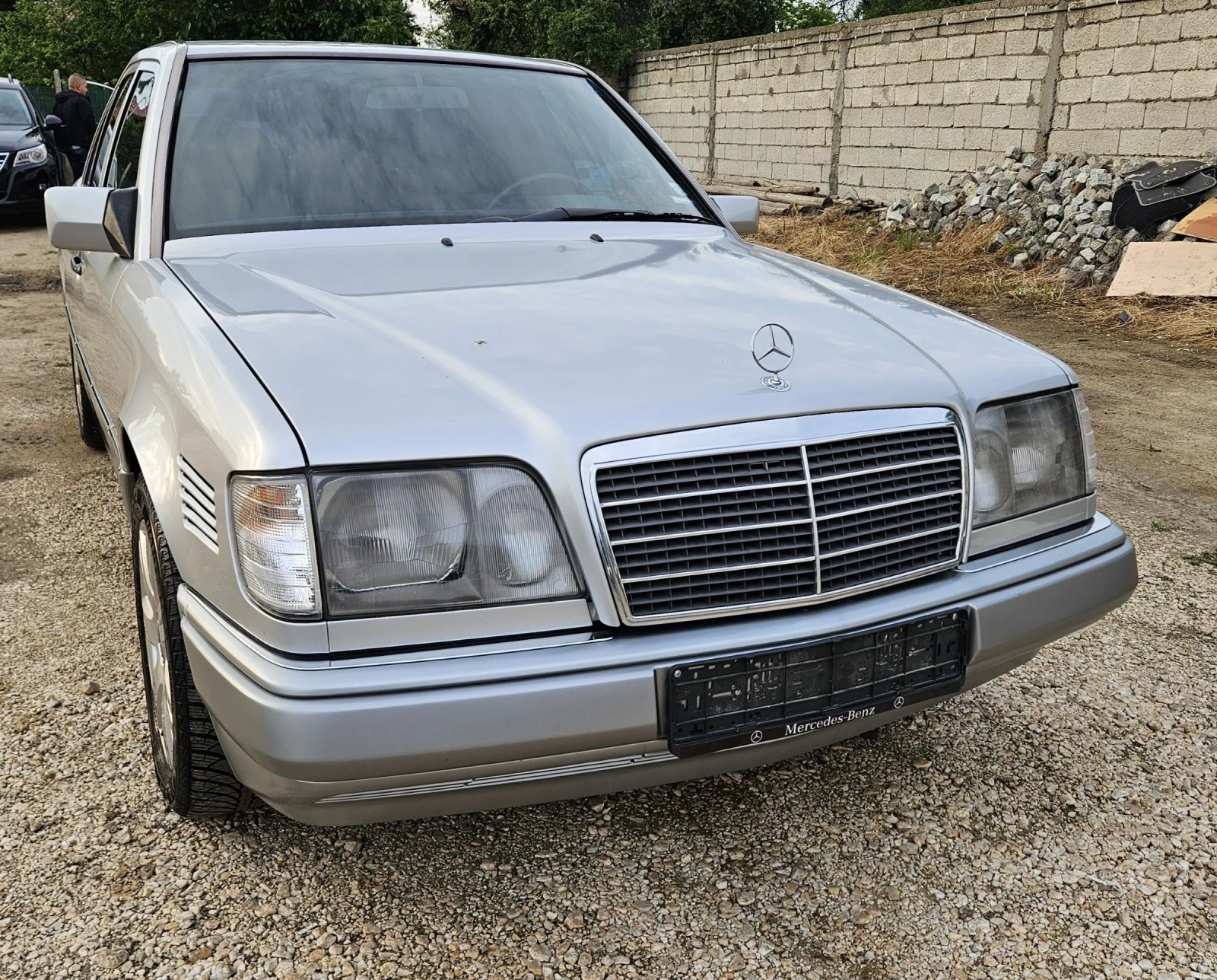 Mercedes-Benz 124 E 250..d, снимка 1