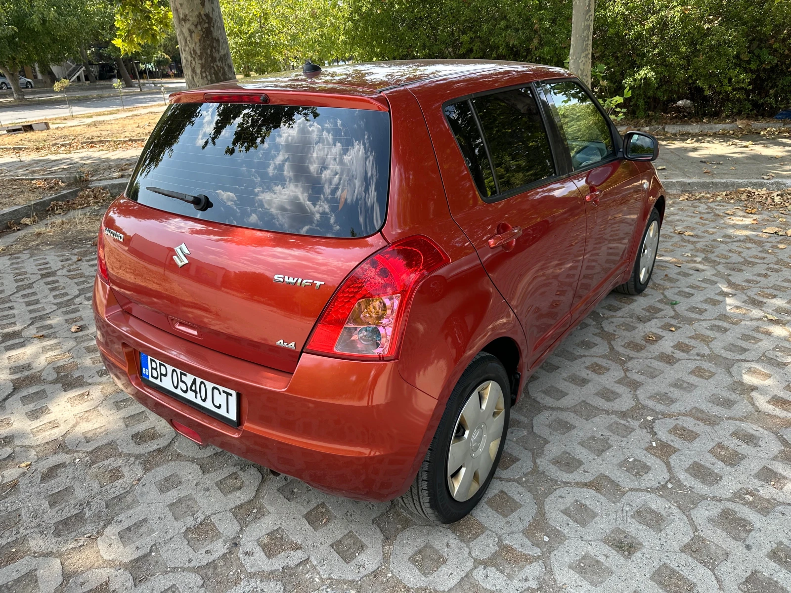 Suzuki Swift 1.3i - изображение 5