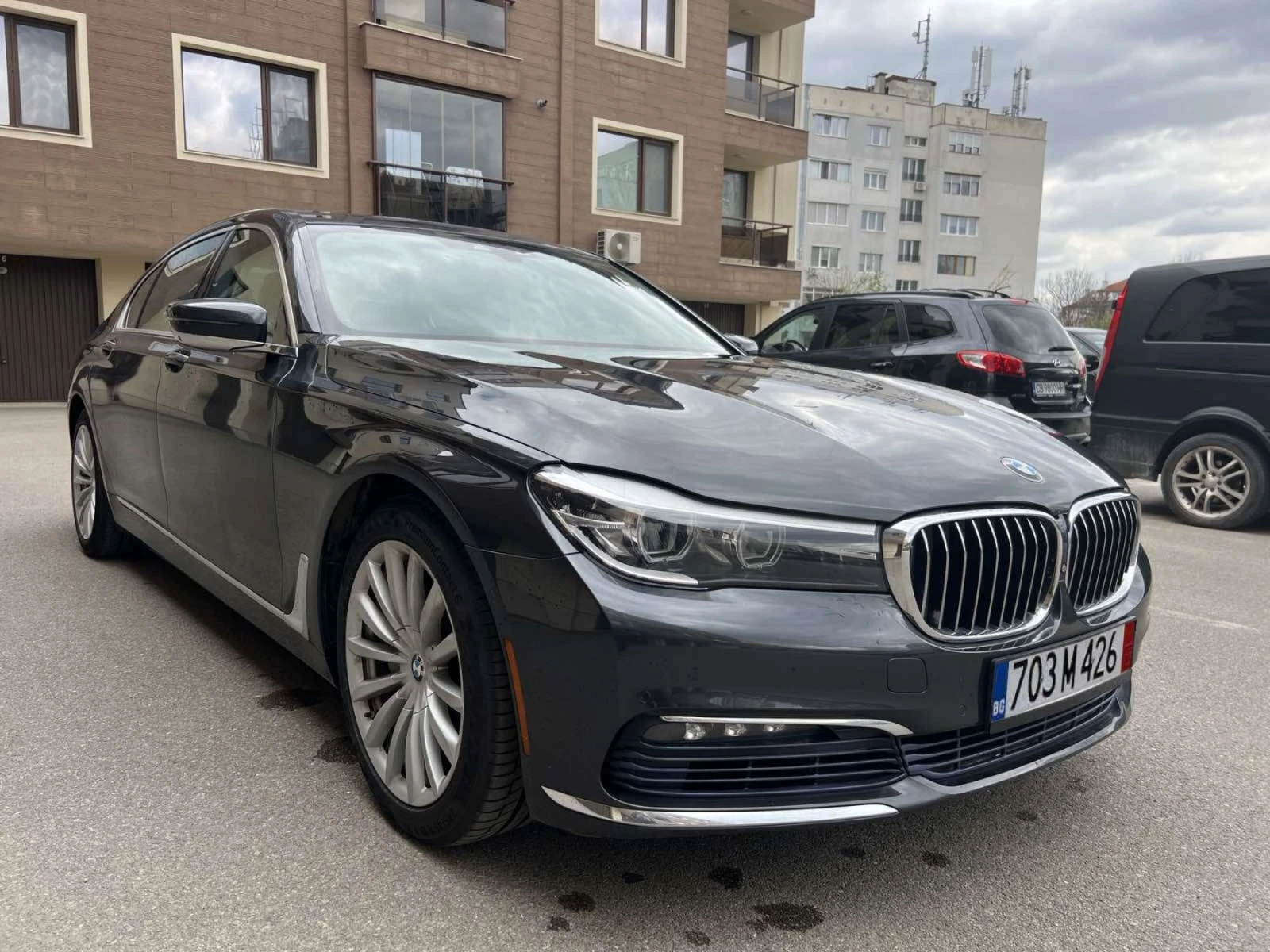 BMW 740  - изображение 3