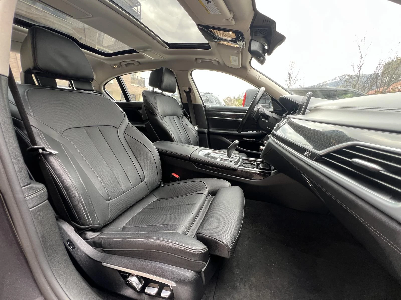 BMW 740  - изображение 10