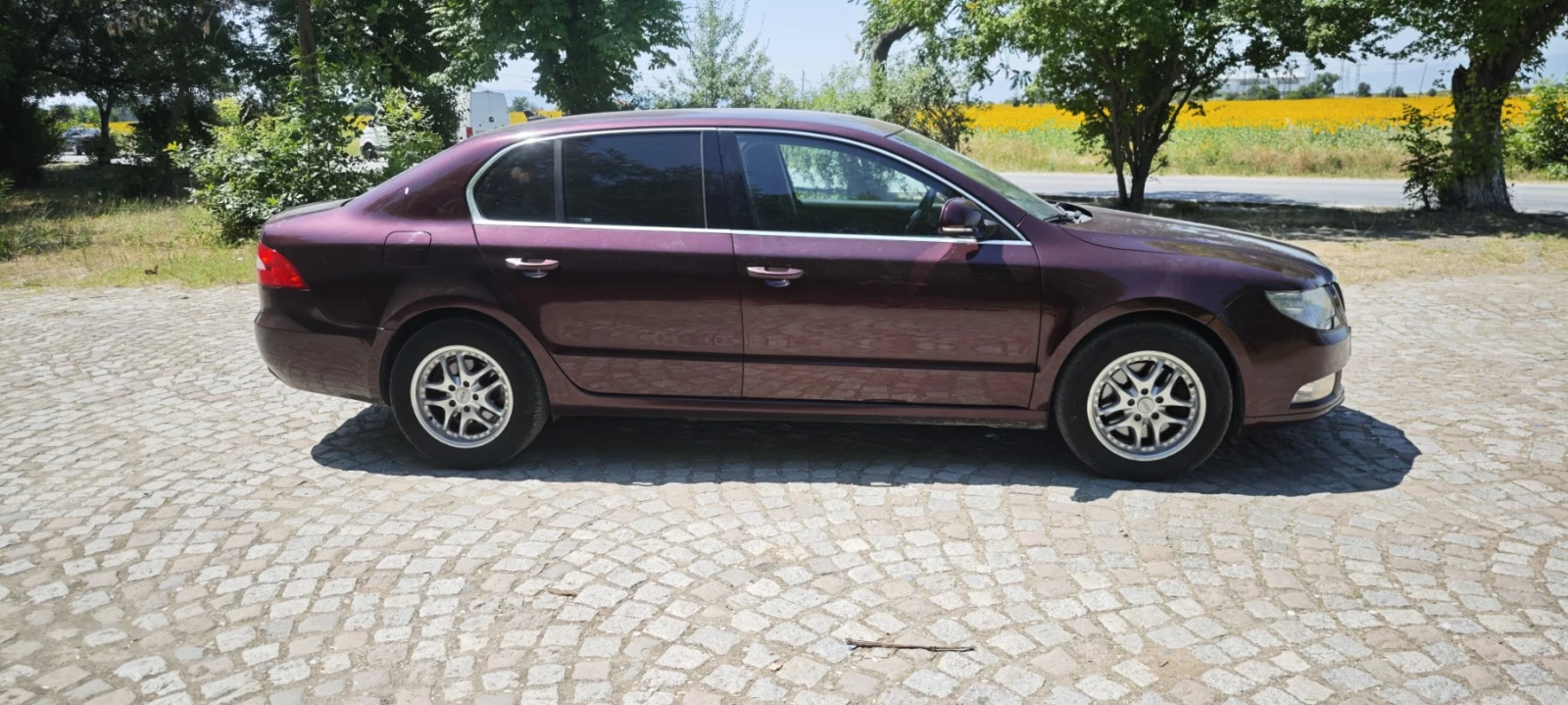 Skoda Superb 2.0 TDI - изображение 4