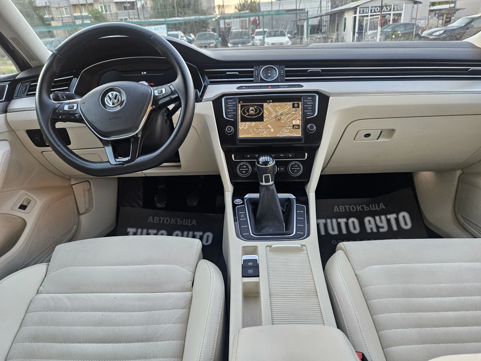 VW Passat 2.0TDI/НАВИ /КОЖА/ДИГИТАЛ/ЛЕД/HIGH-LINE - изображение 9