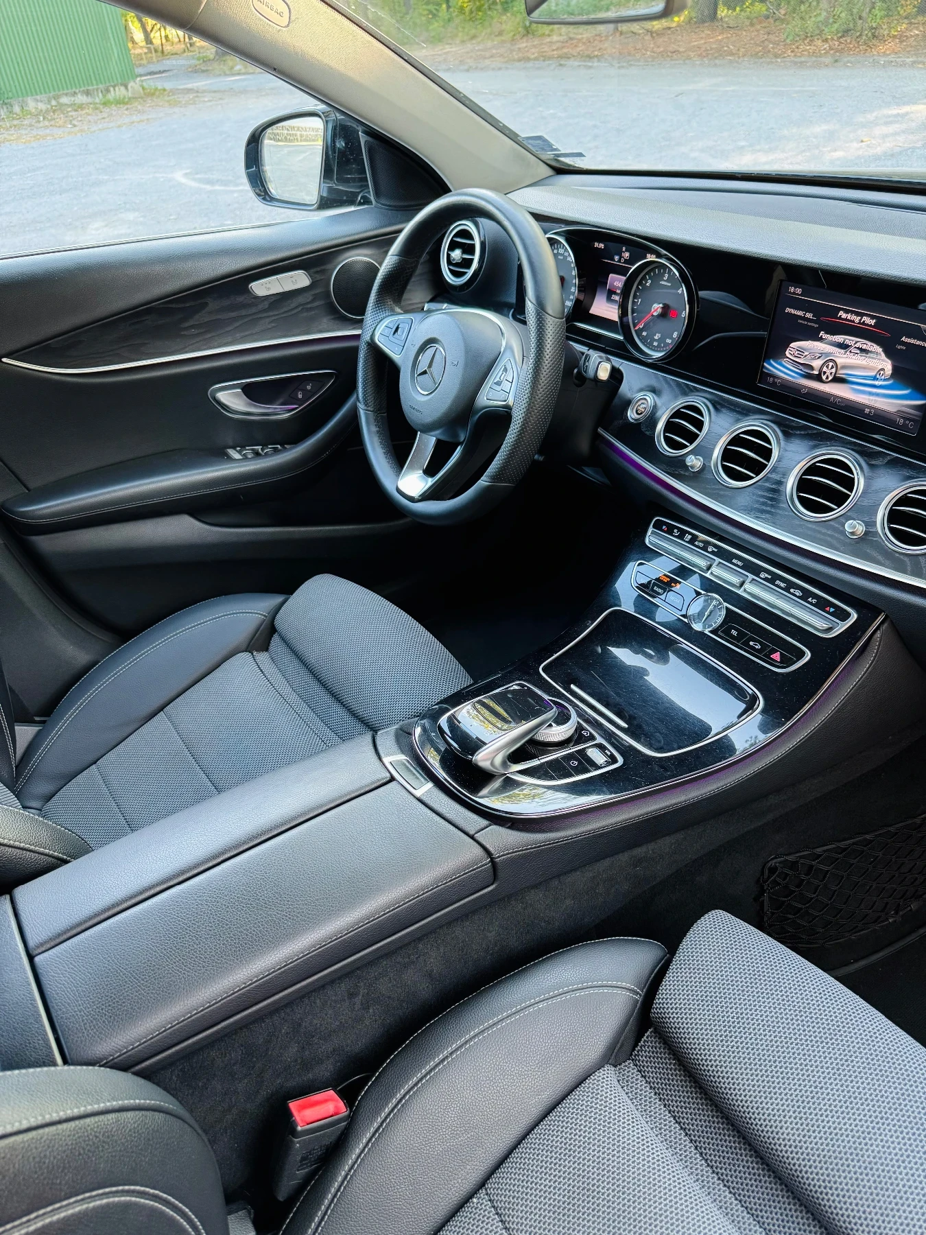 Mercedes-Benz E 220  - изображение 7
