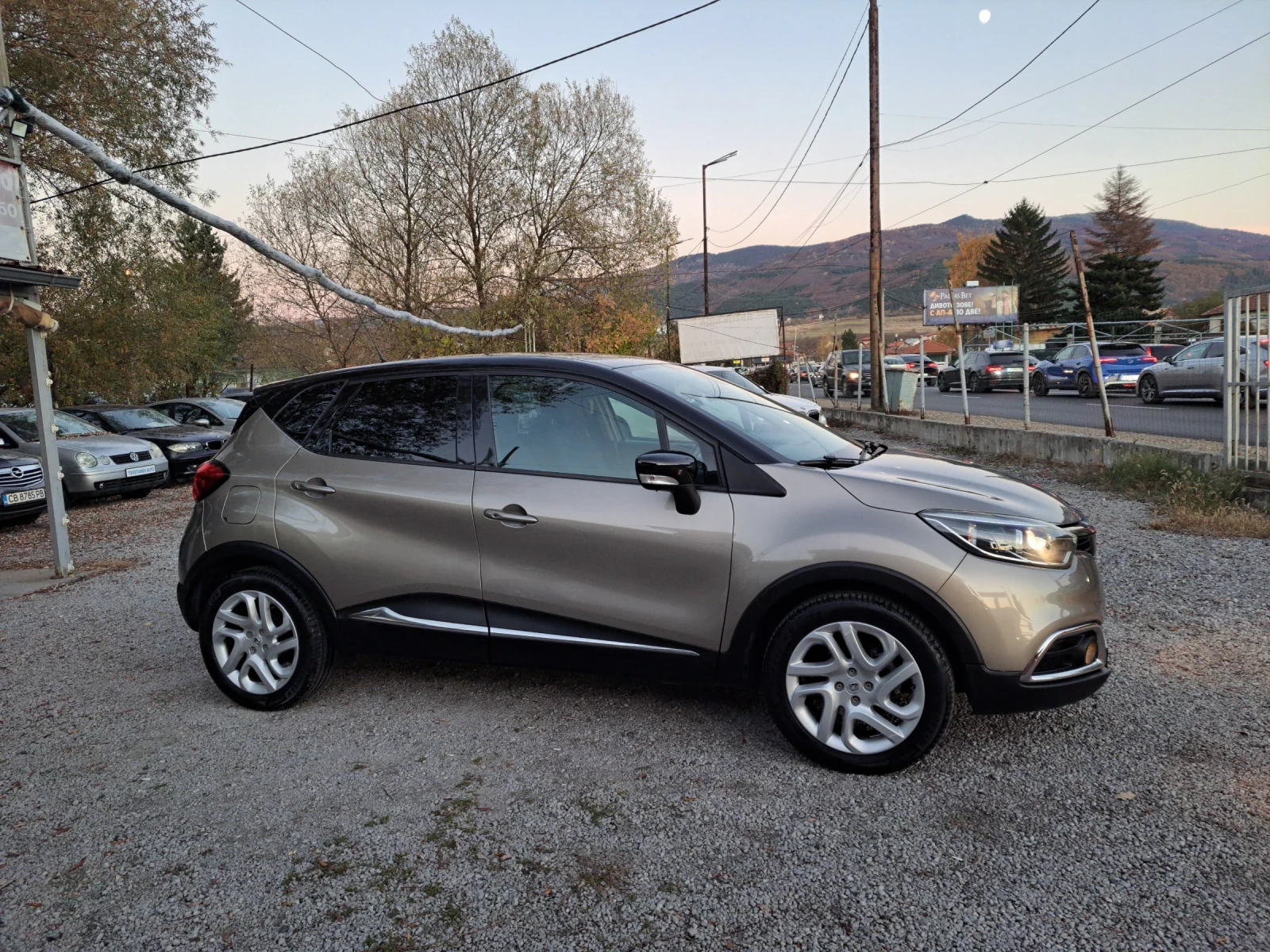 Renault Captur 1.5DCI AUTOMATIC - изображение 9