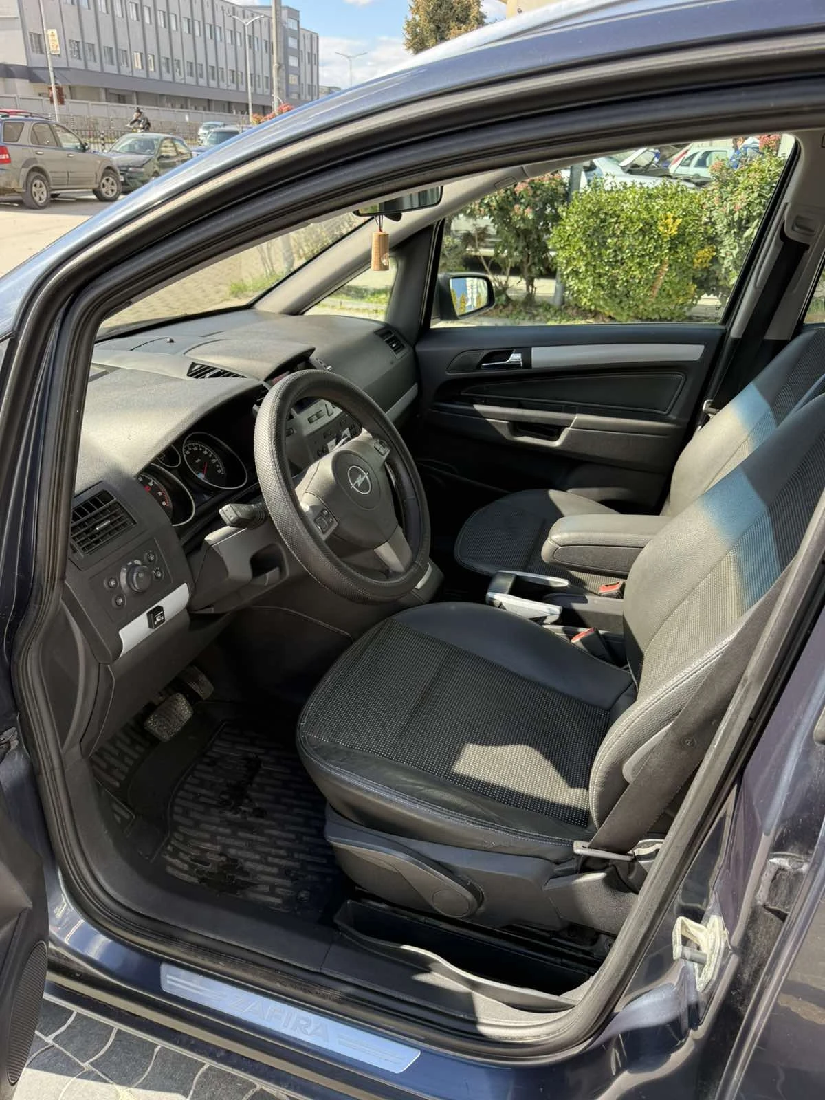 Opel Zafira | Mobile.bg � ����������� 9