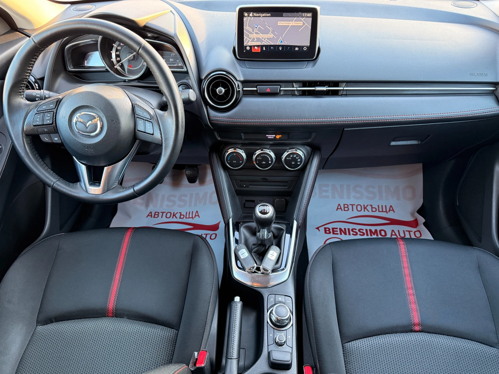 Mazda 2 1.5D* NAVI* KEYLESS* EURO6* , снимка 9 - Автомобили и джипове - 53822812