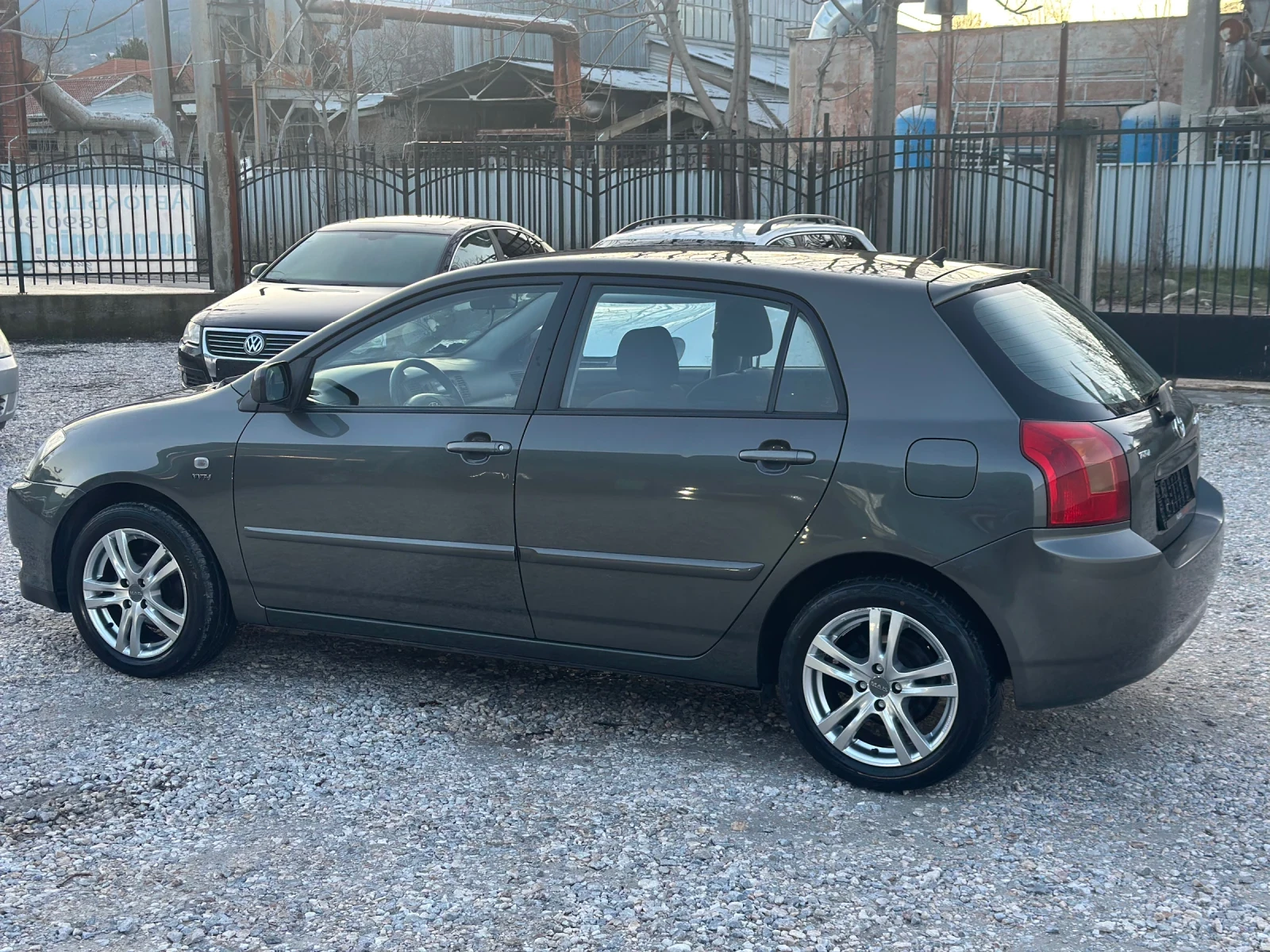 Toyota Corolla, снимка 4 - Автомобили и джипове - 53866221