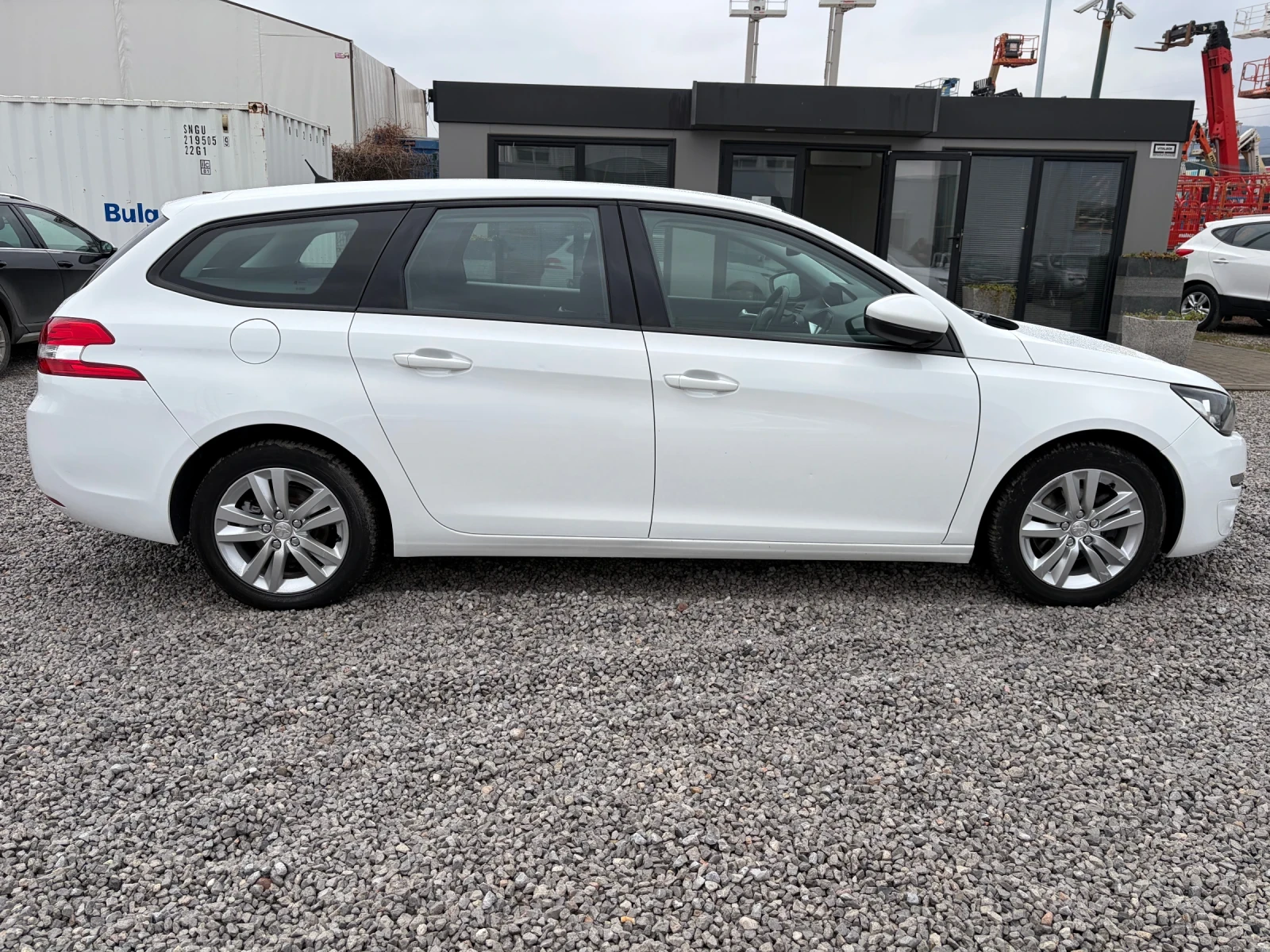 Peugeot 308 1.6HDI-120k.c, снимка 7 - Автомобили и джипове - 53975114