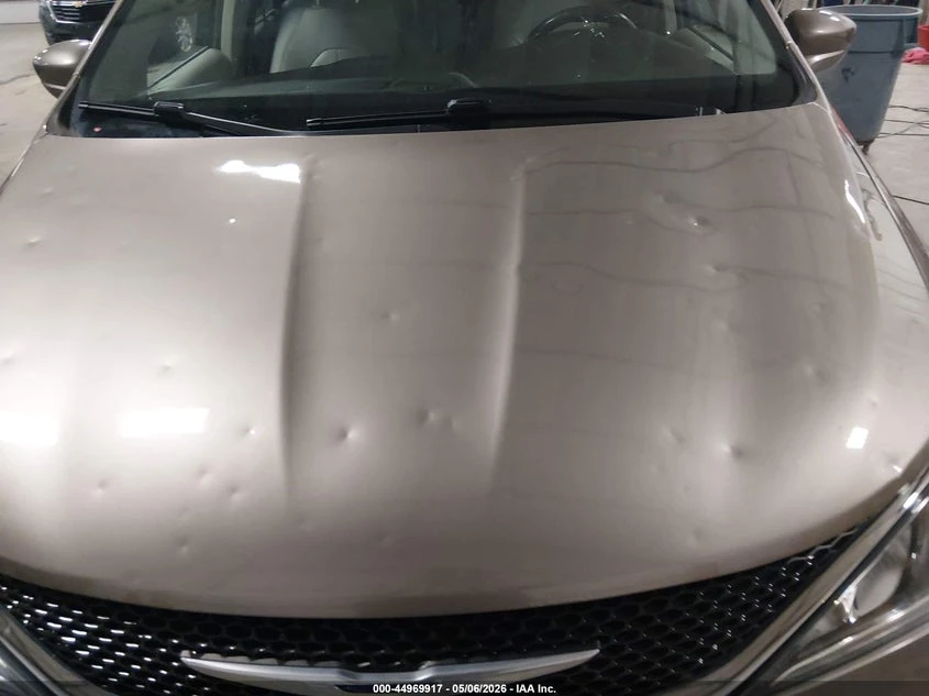 Chrysler Pacifica 3.6l Touring L, снимка 6 - Автомобили и джипове - 54622398