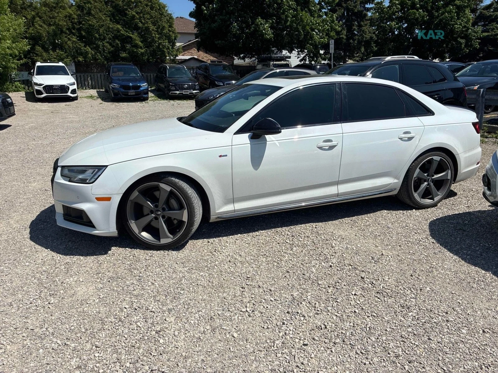 Audi A4 Technik * АвтоКредит* (ЦЕНА ДО БГ), снимка 2 - Автомобили и джипове - 54730975