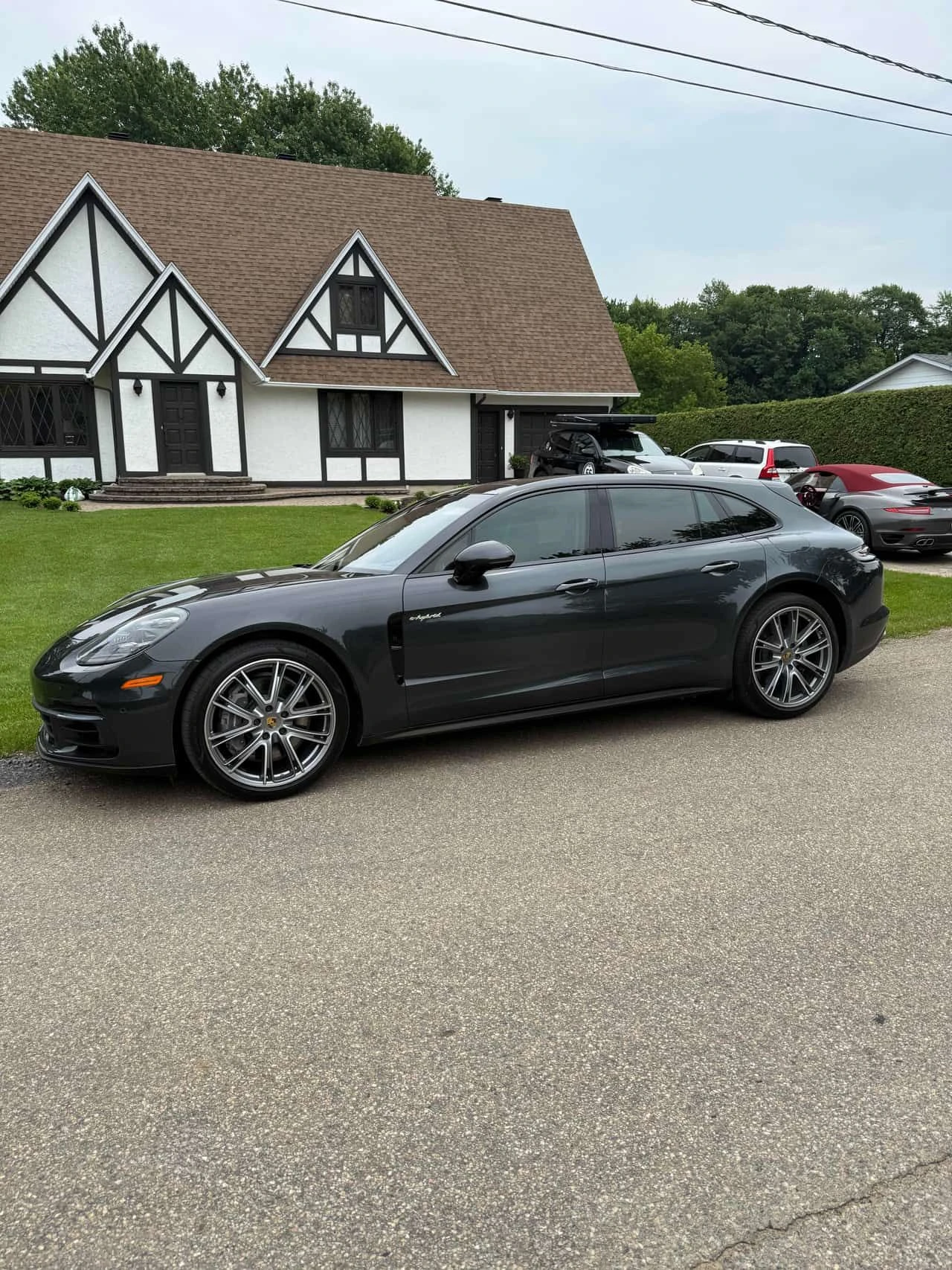 Porsche Panamera 4 E-Hybrid Sport Turismo\BOSE\HUD\360\PANO\, снимка 3 - Автомобили и джипове - 54940262