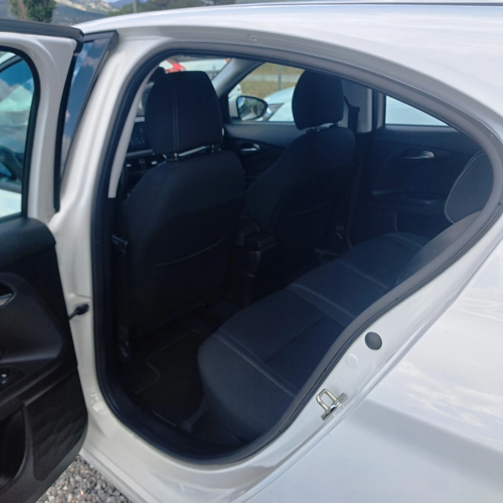 Fiat Tipo  1.3 Mjt S&S* DIGITAL* CAM* DISTR* LED* FULL&FULL, снимка 10 - Автомобили и джипове - 54981424