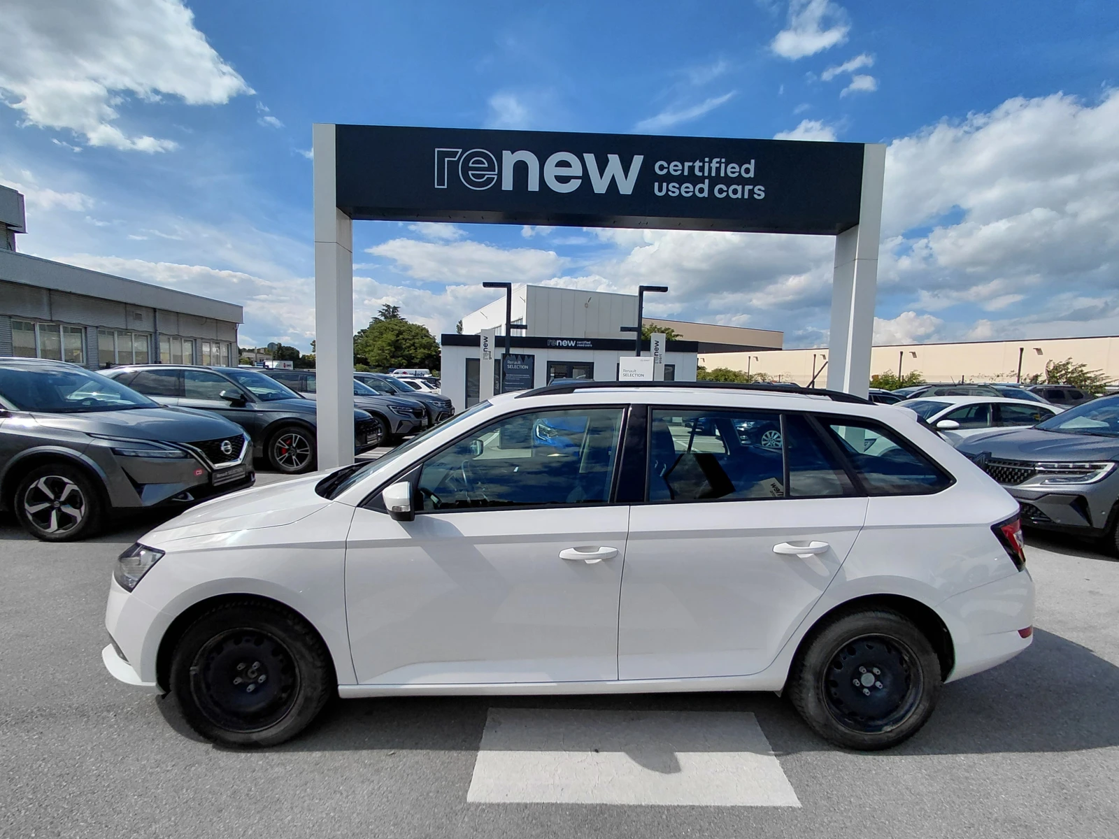 Skoda Fabia 1.0TSi/95k.c./Business / Automatic, снимка 4 - Автомобили и джипове - 55265102