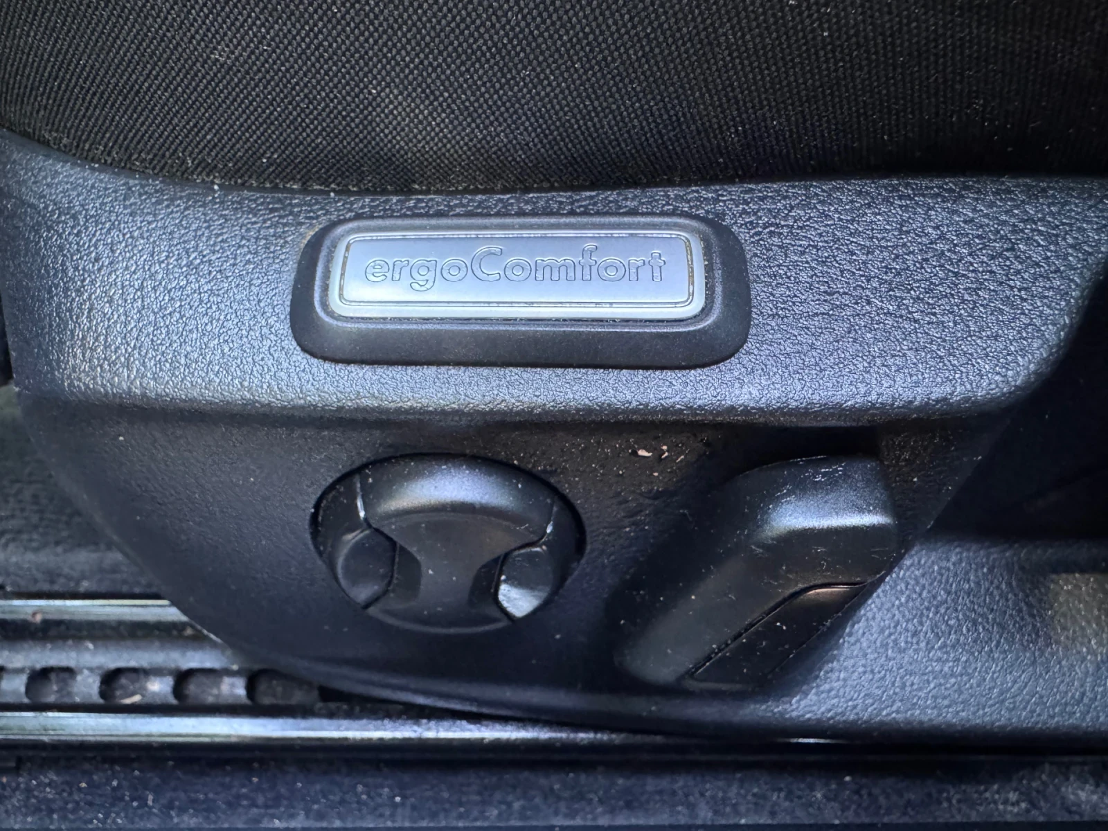 VW Passat 2.0 TDI, снимка 12 - Автомобили и джипове - 55446930