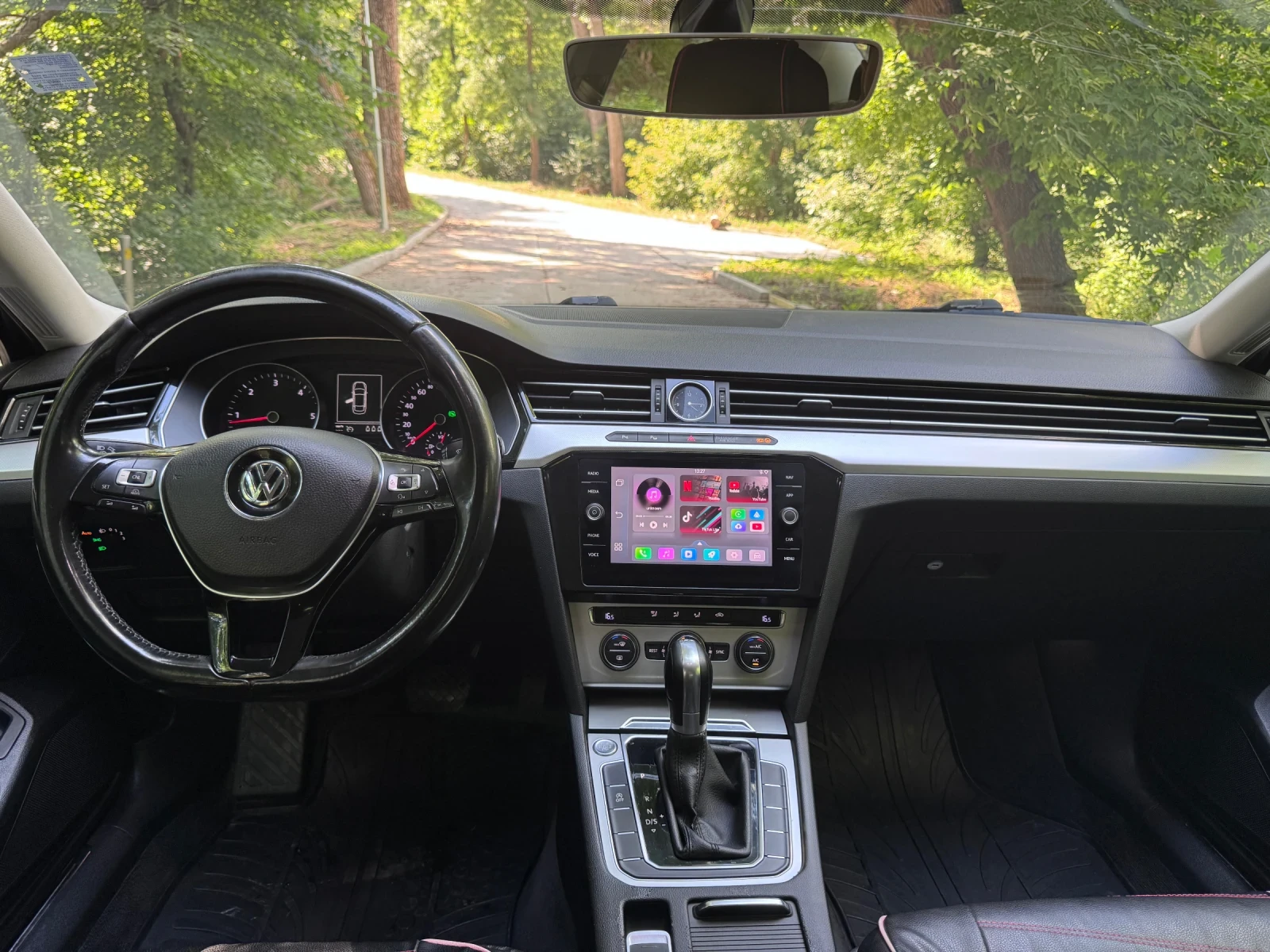 VW Passat 2.0 TDI, снимка 7 - Автомобили и джипове - 55446930