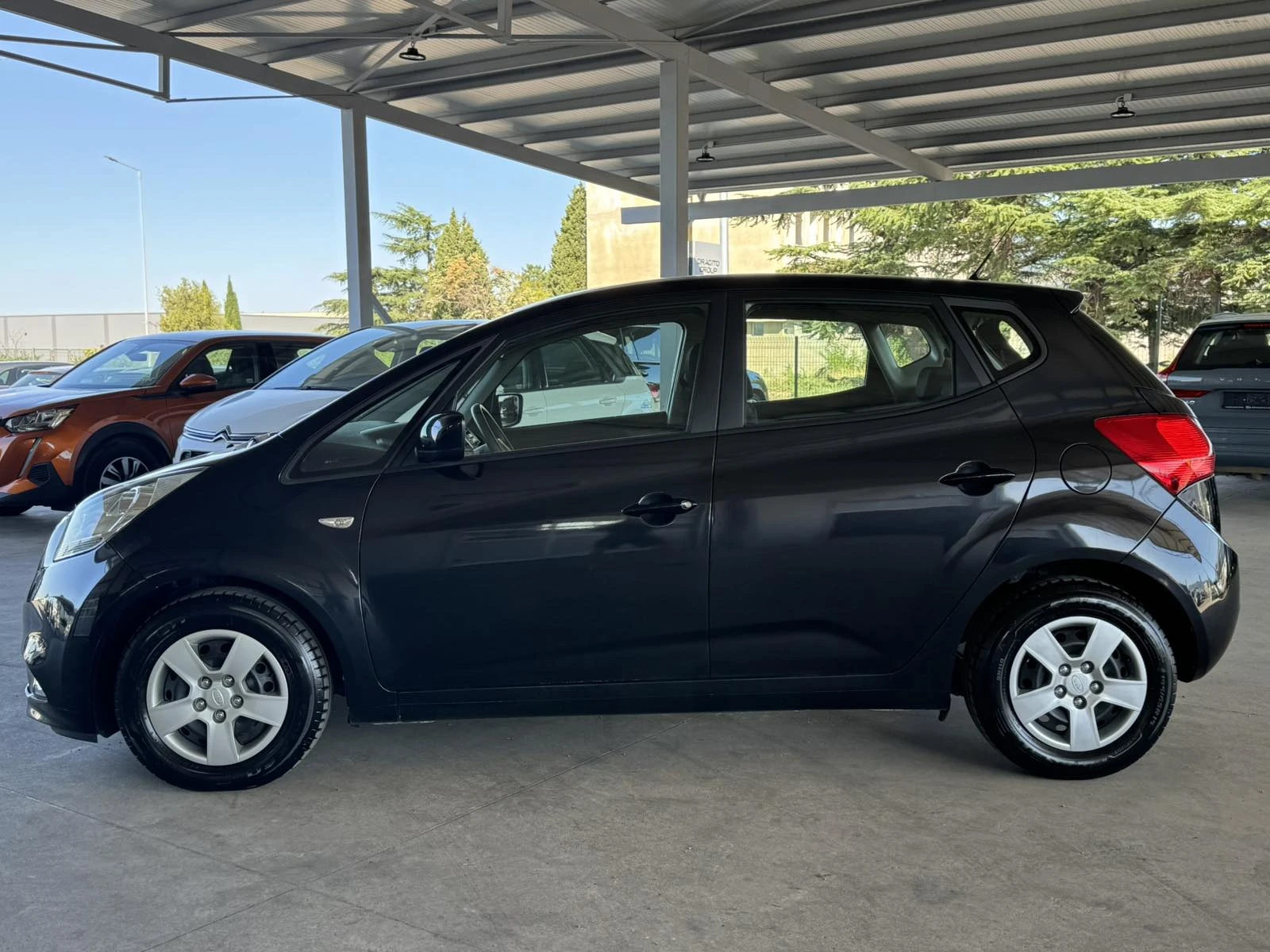 Kia Venga 1.4CRDI* 90ps* 6ск* КЛИМАТИК* ПАРКТРОНИК, снимка 2 - Автомобили и джипове - 55472132