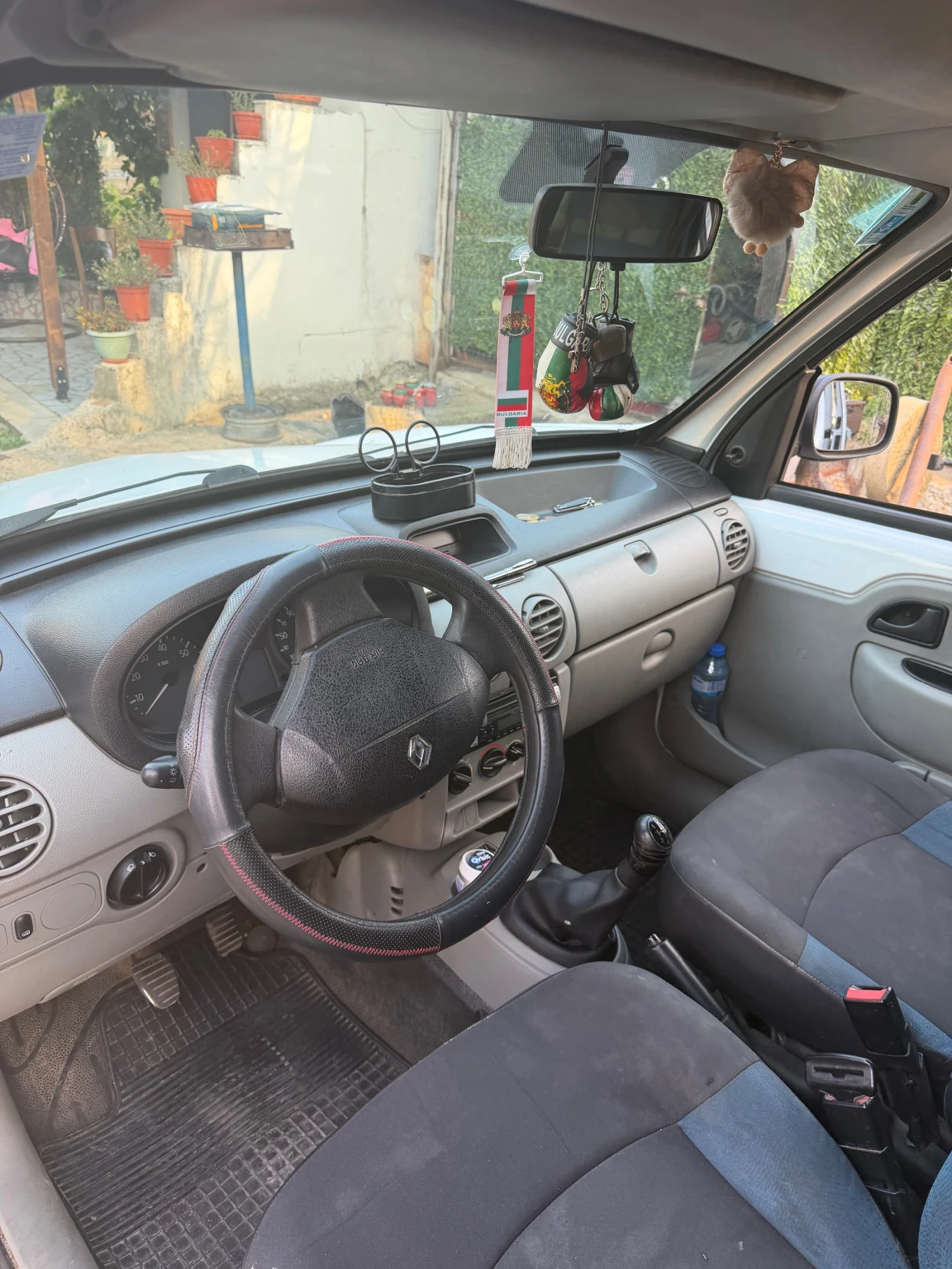 Renault Kangoo 1, 5, снимка 9 - Автомобили и джипове - 55645542