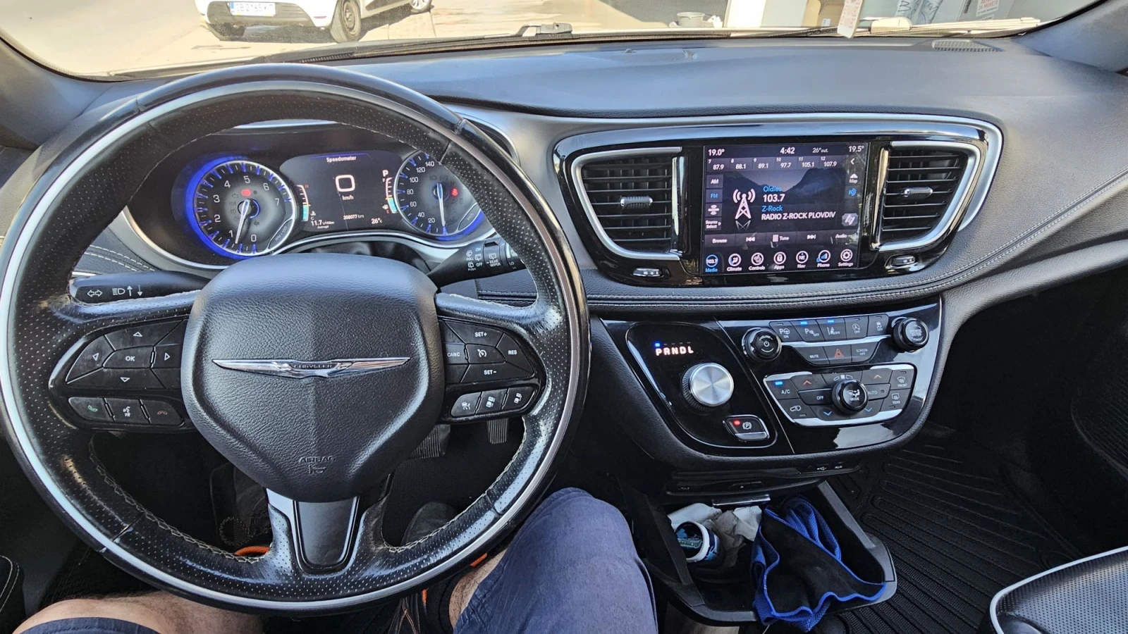 Chrysler Pacifica Limited S , снимка 7 - Автомобили и джипове - 56009557