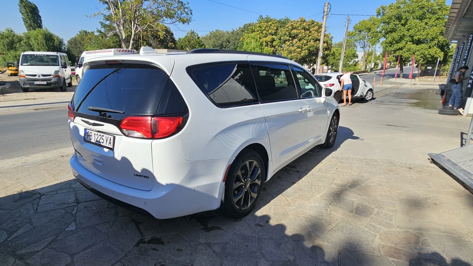 Chrysler Pacifica Limited S , снимка 4 - Автомобили и джипове - 56009557