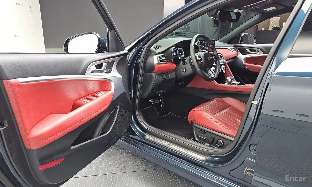 Genesis G70 Gasoline 2.0T 2WD* ОБДУХВАНЕ* НАВИ* 360* АВТОКРЕДИ, снимка 10 - Автомобили и джипове - 56117099