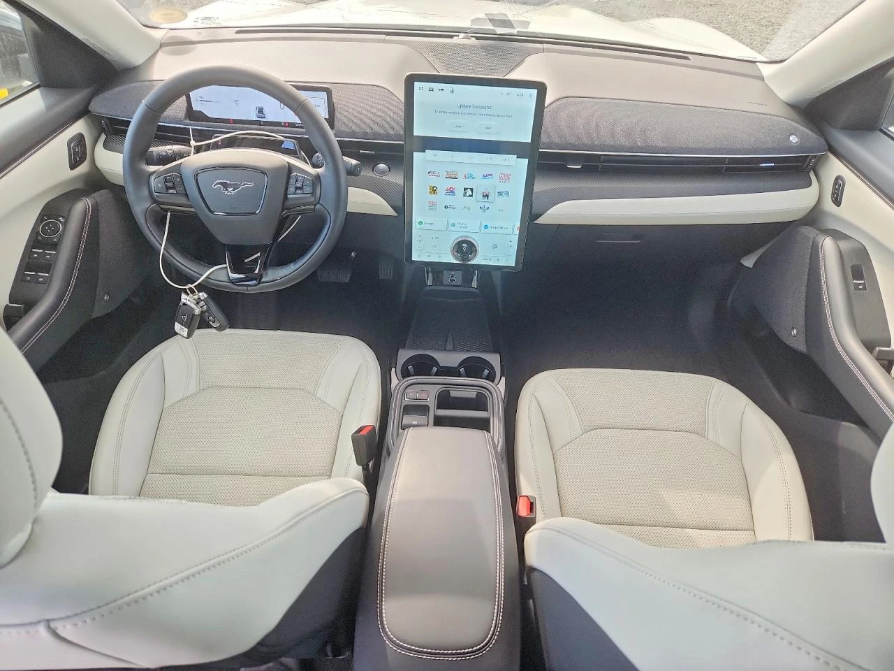 Ford Mustang Mach-E Premium, снимка 8 - Автомобили и джипове - 56320073