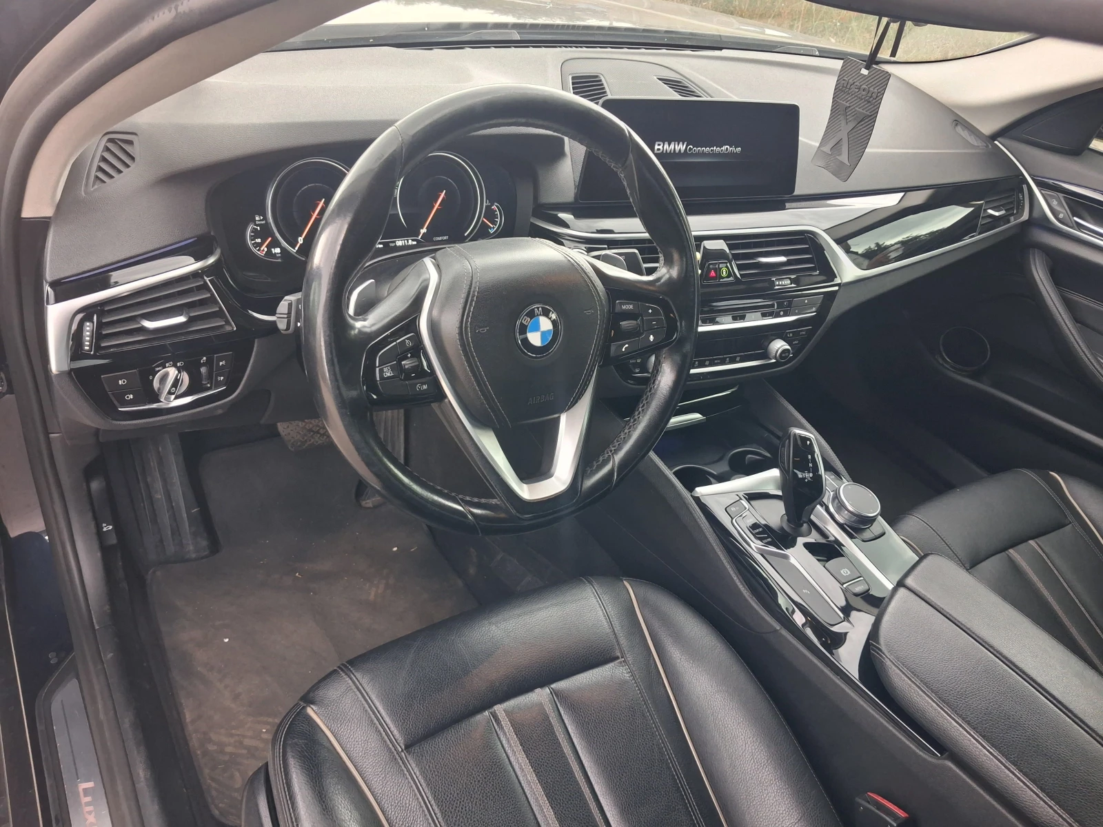 BMW 530, снимка 10 - Автомобили и джипове - 56408189