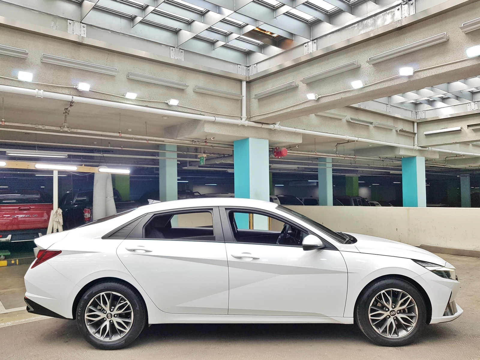 Hyundai Elantra LPG , снимка 9 - Автомобили и джипове - 56683487