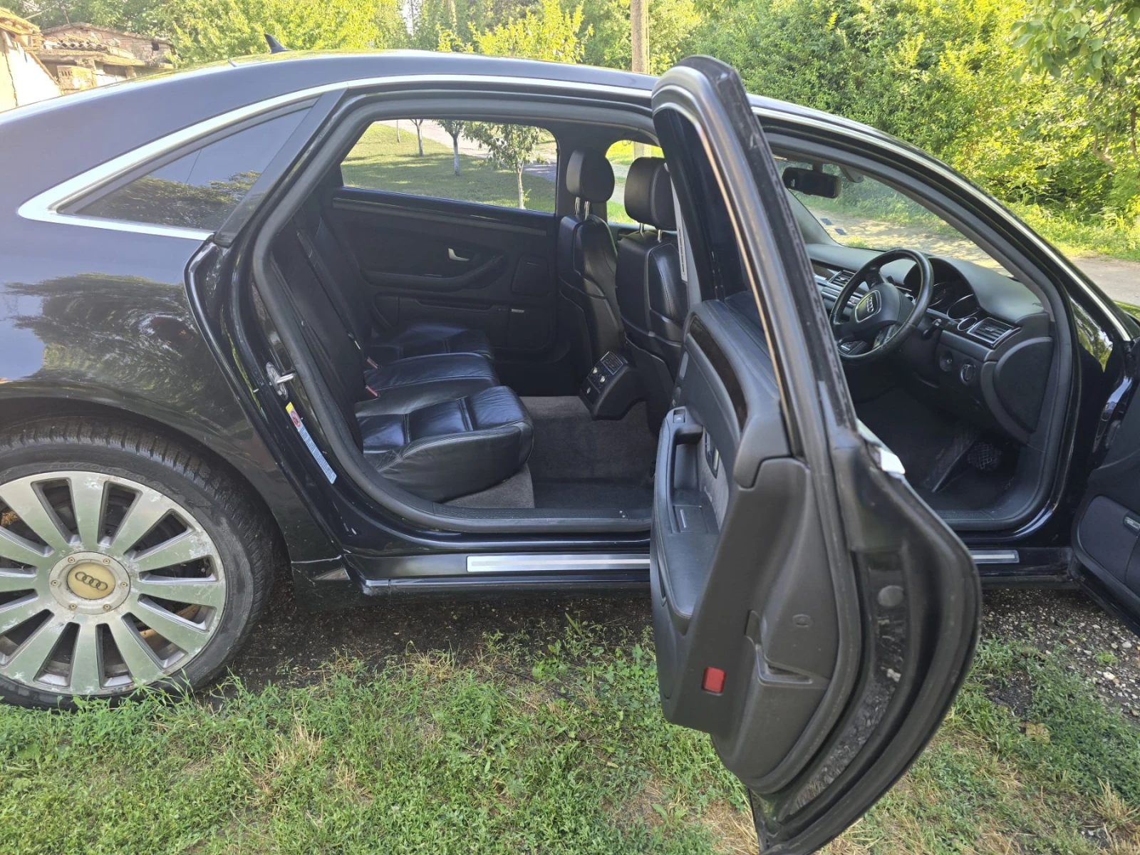 Audi A8 A8L, снимка 3 - Автомобили и джипове - 56730535