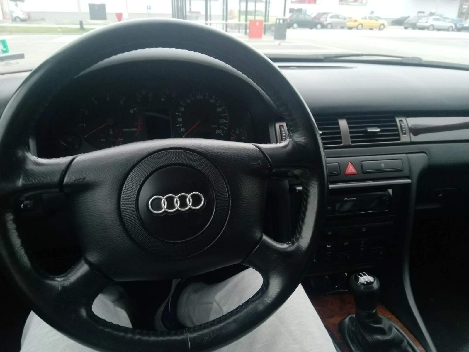 Audi A6 2.8i, снимка 3 - Автомобили и джипове - 56741051