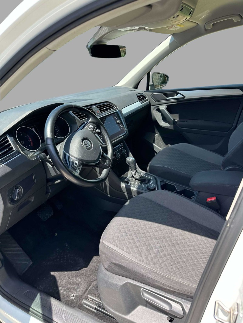 VW Tiguan 2.0 tsi 4motion Теглич Сервизна история! Германия, снимка 7 - Автомобили и джипове - 45905075