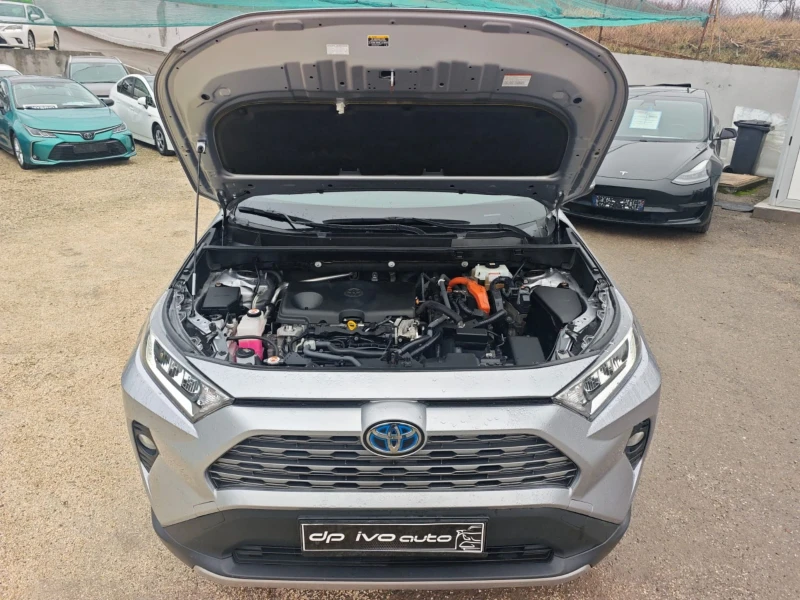 Toyota Rav4 4x4* HYBRID* ЕВРОПЕЙСКИ* СЕРВ.КНИЖКА, снимка 15 - Автомобили и джипове - 53005284
