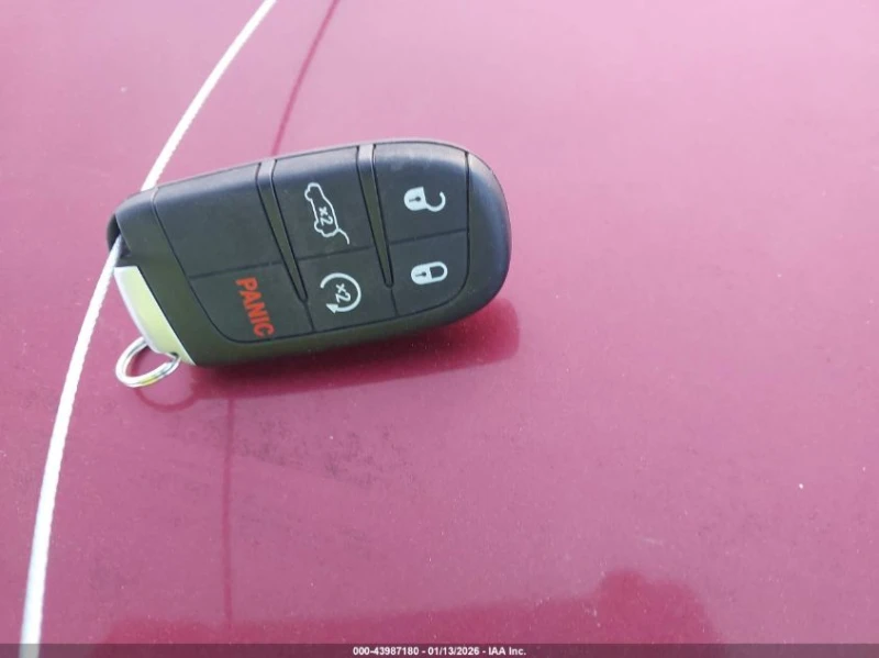 Jeep Cherokee 3.2L V-6 DOHC, 271HP Front Wheel Drive, снимка 3 - Автомобили и джипове - 53113071