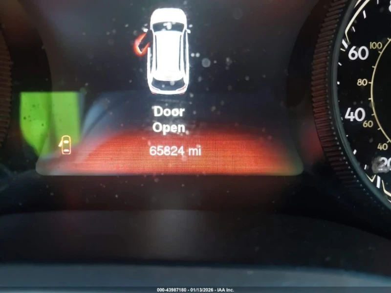 Jeep Cherokee 3.2L V-6 DOHC, 271HP Front Wheel Drive, снимка 7 - Автомобили и джипове - 53113071