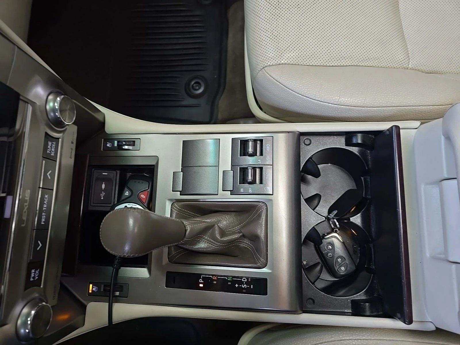 Lexus GX 460 Luxury* Подгрев* Обдух Пано* Auto-Park* 6+ 1 - изображение 9
